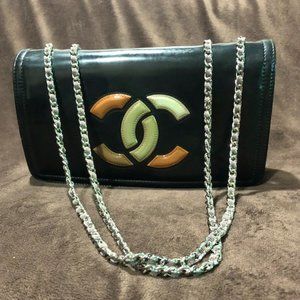 Chanel lipstick collection black leather bag